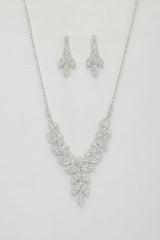 Leaf Pattern Crystal Necklace